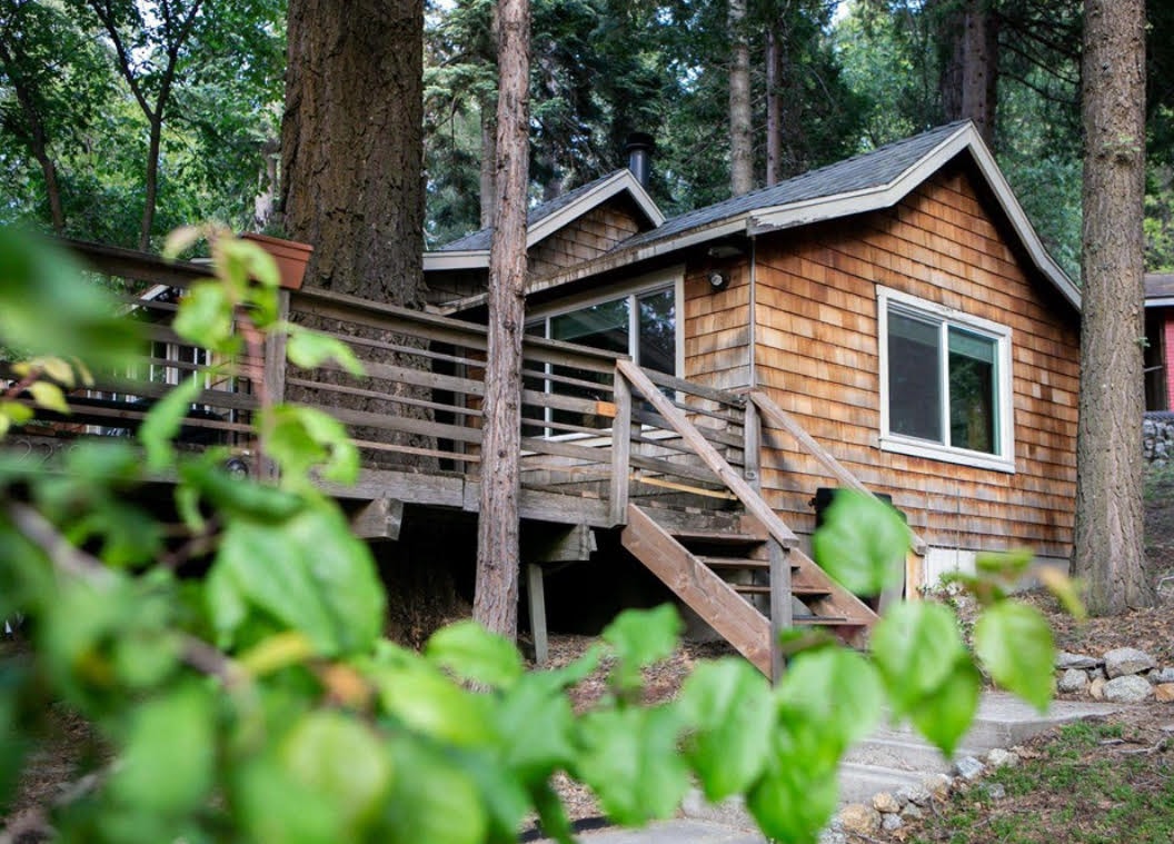 Cedar Crest cabin photo 1